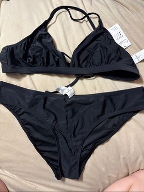 Cupshe Black Triangle Bikini Set - Solid Black Two-Piece